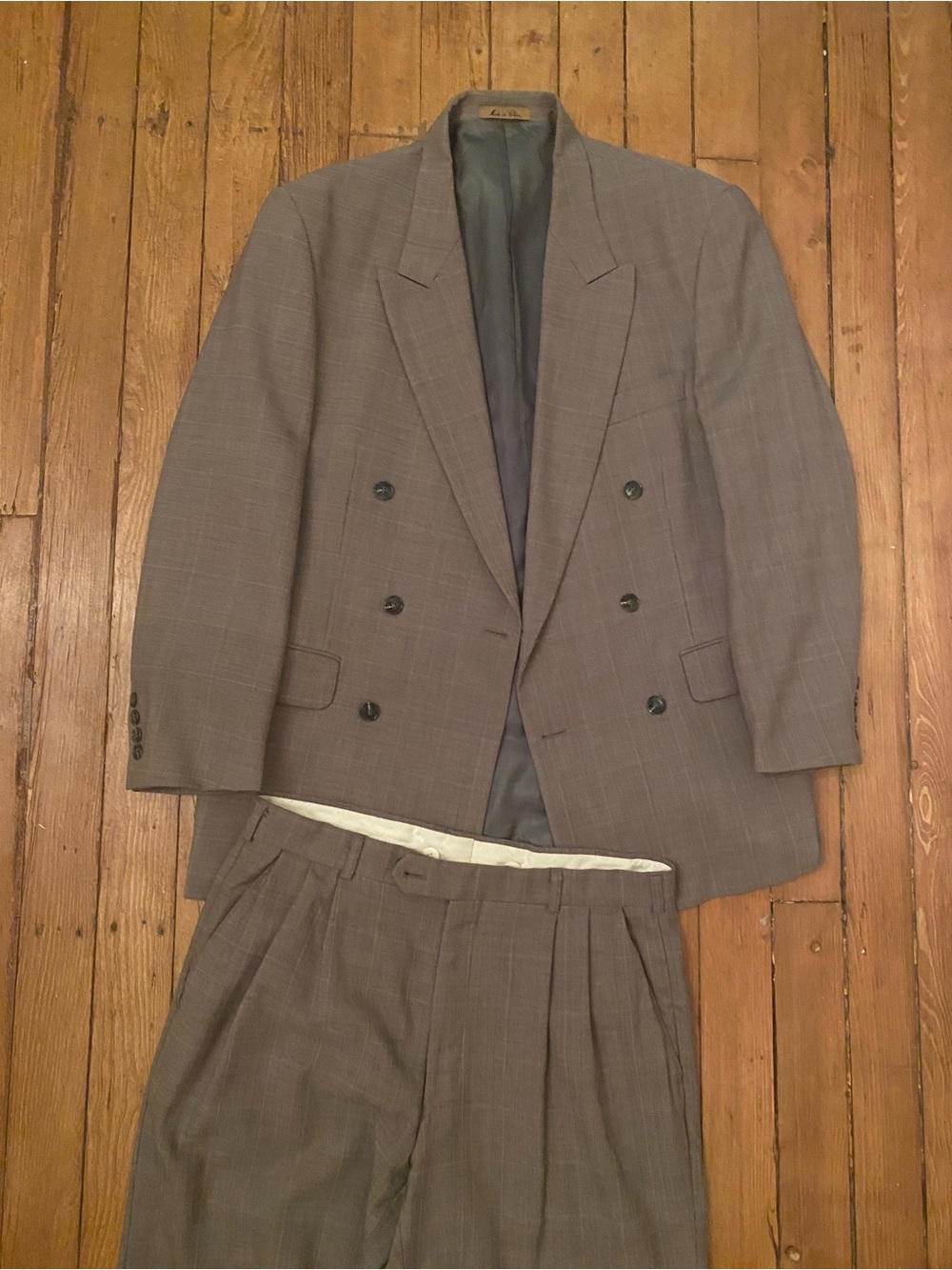 Classic Double-Breasted Men's Suit Blazer and Trousers - Gray 41/42R